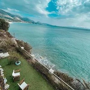 https://villa-lori.albaniahotels.org